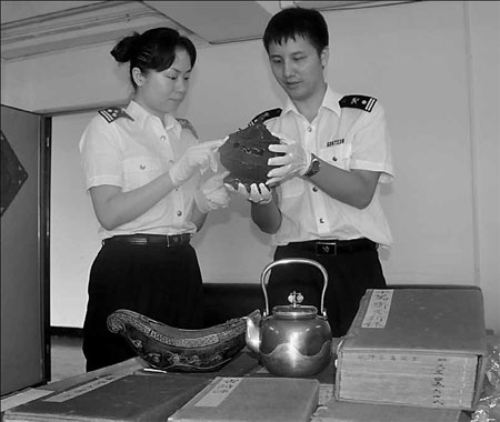 Alleged smuggler tried to remove Chinese relics