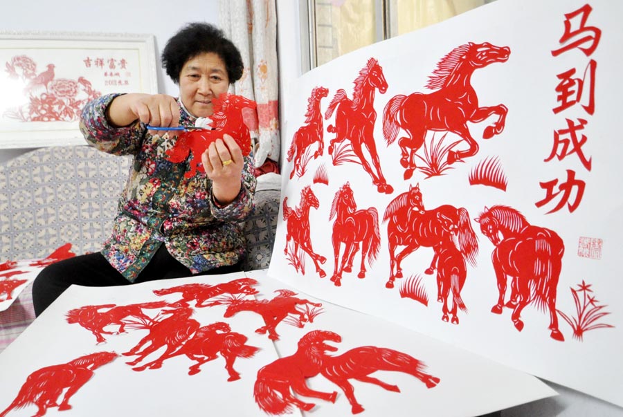 Paper cutting: Year of the Horse