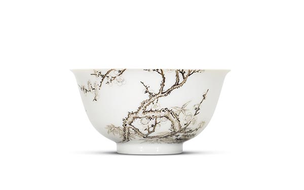 Emperor's beloved bowl top seller at HK art sale