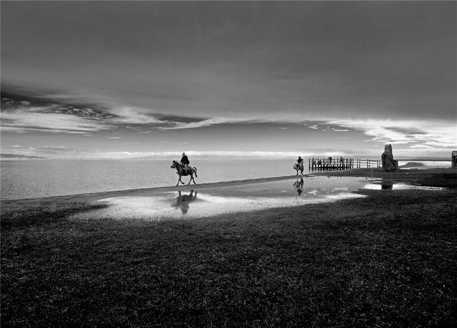 Amazing landscapes of China in white and black