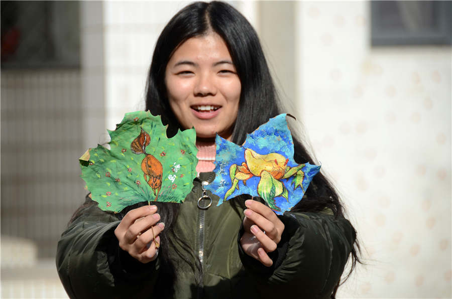 Students create leaf art of 24 Solar Terms