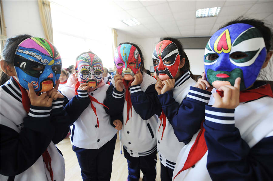 Peking Opera inherited in primary school