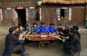 Water-splashing Festival held in SW China