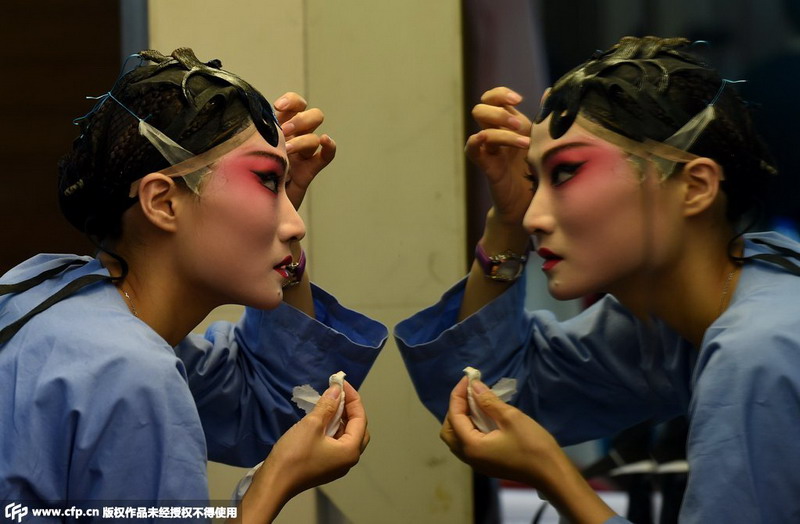 Chinese Kunqu Opera <EM>Peony Pavilion</EM> staged in India