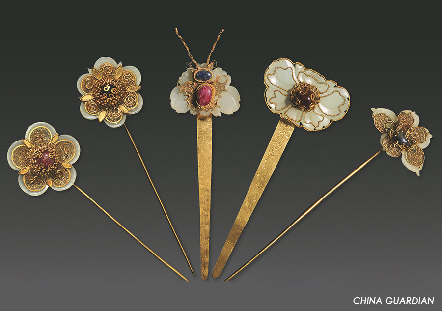 Exquisite examples of Ming and Qing jewelers' craft