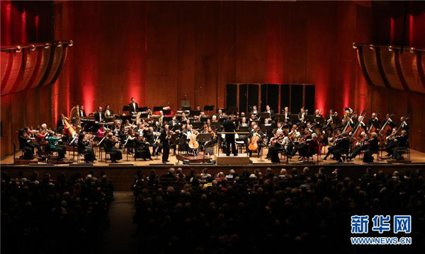 New York Philharmonic rings in Year of Sheep with concert