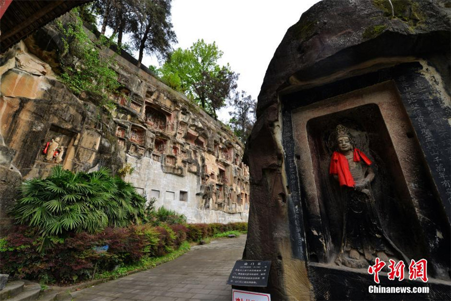 Marvelous thousand-yr-old cliff Buddha statues in SW China