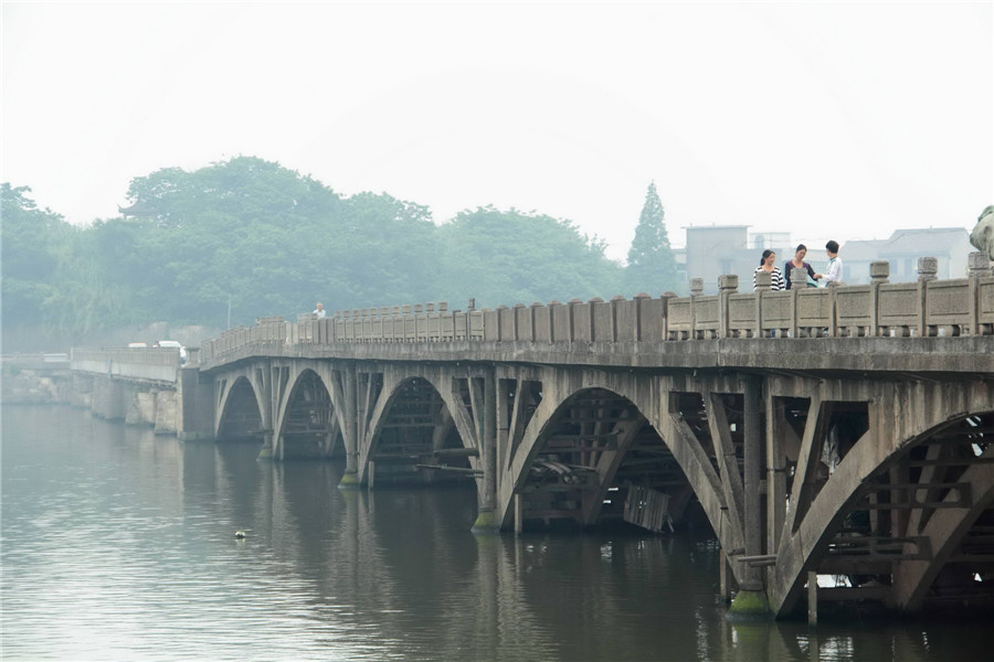 Ancient village of Ming Dynasty on verge of disappearing