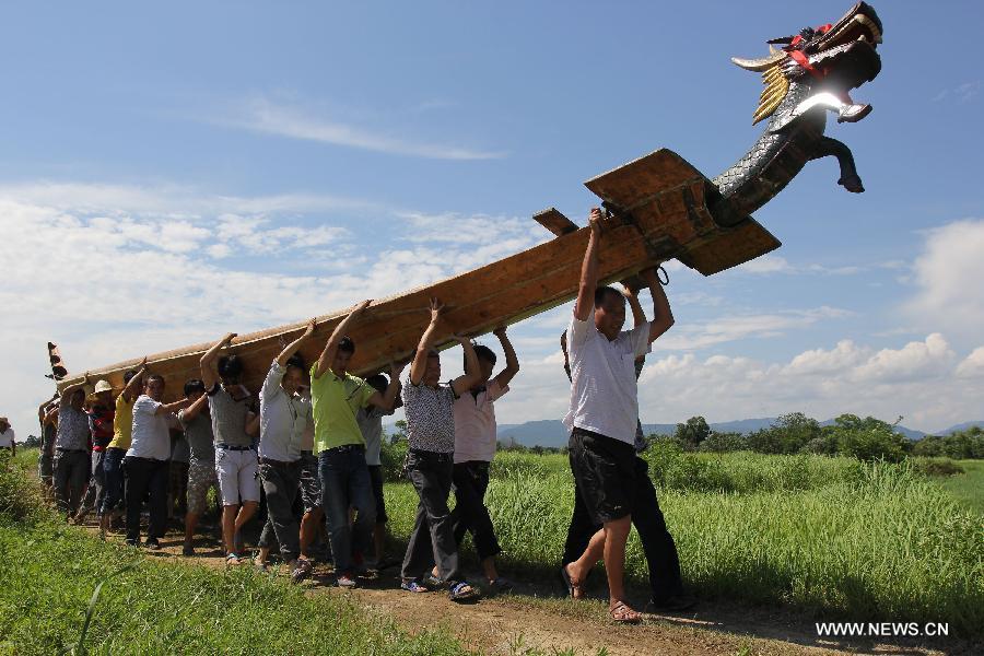 Dragon Boat Festival celebrated in Central China's Hunan