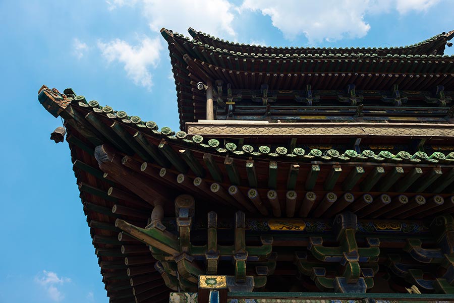 Shanxi in the Eyes of Foreigners: Looking at the roofs