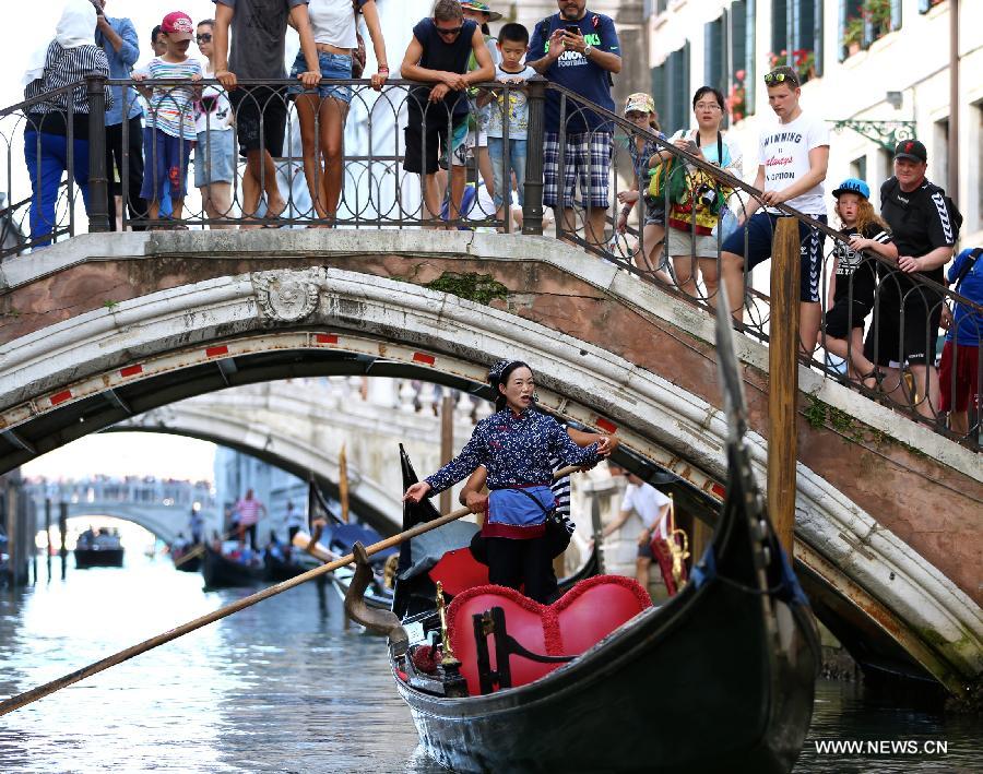 Chinese 'Water Town' introduced in Expo Milan 2015