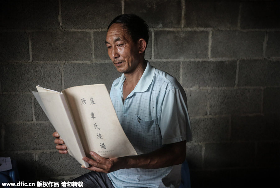 Last grave-keeper at Tangya Tusi site