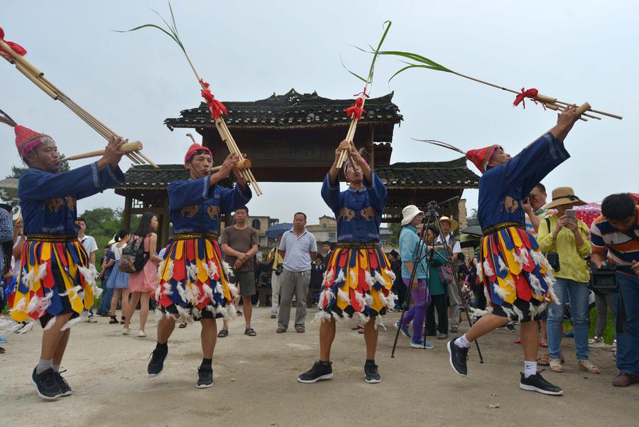 Eastern Valentine's day of Shui ethnic group kicks off in Guizhou