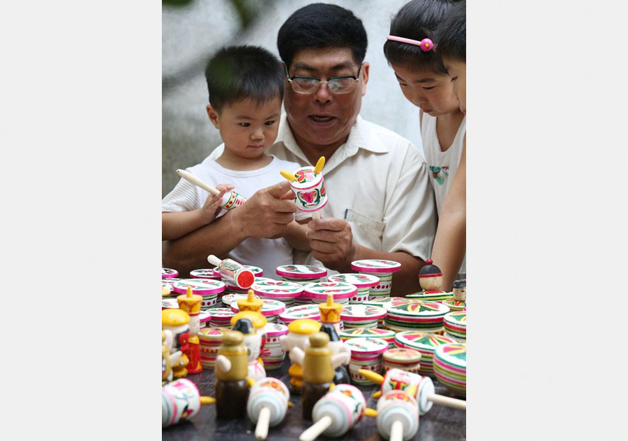 Ancient wood-cut toys still popular in Southern Shandong