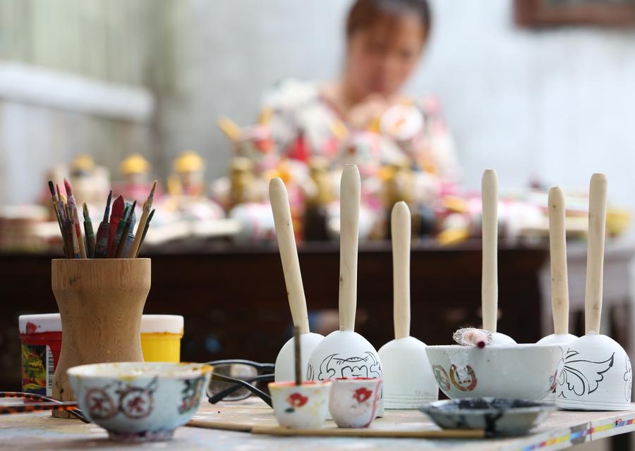 Ancient wood-cut toys still popular in Southern Shandong