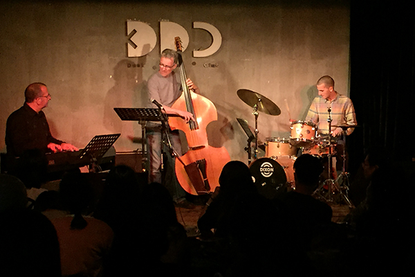 French jazz trio strengthening connection built by former leader Deng Xiaoping