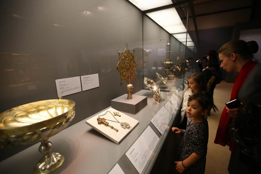 Treasures from Romania shine in Beijing museum