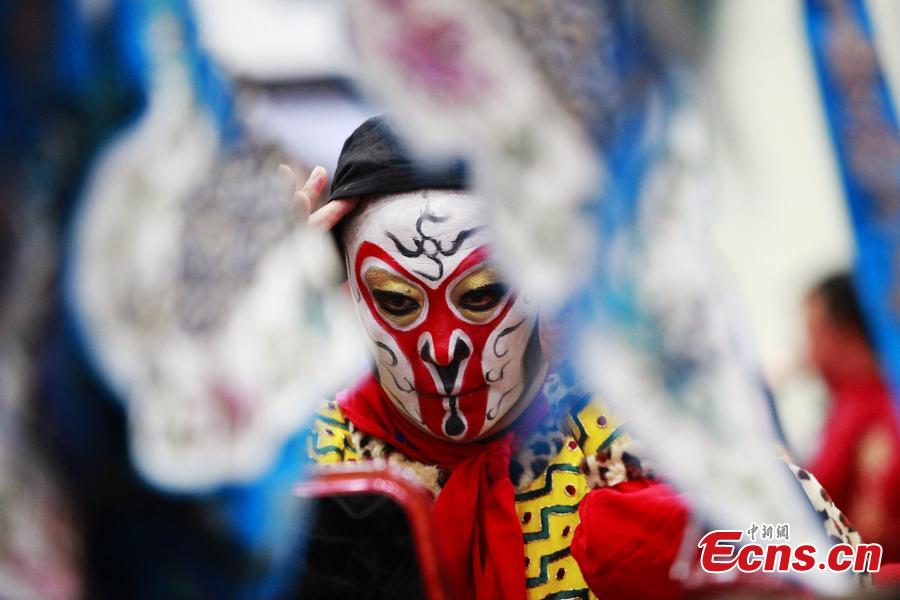 'Monkey King' performer revives Peking Opera troupe