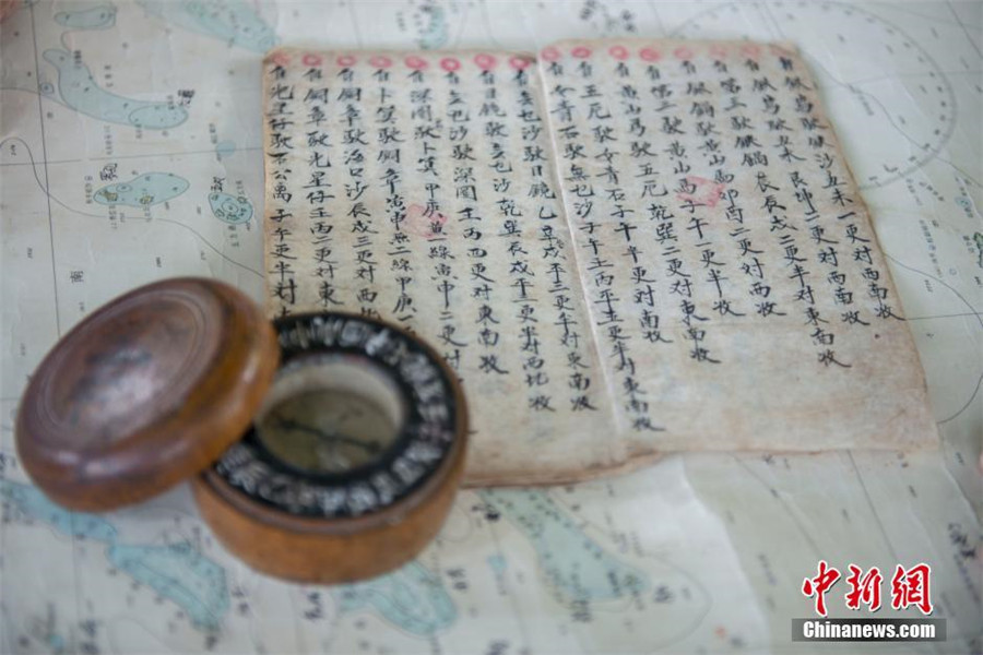 89-year-old fisherman writes his own sea manual in Hainan