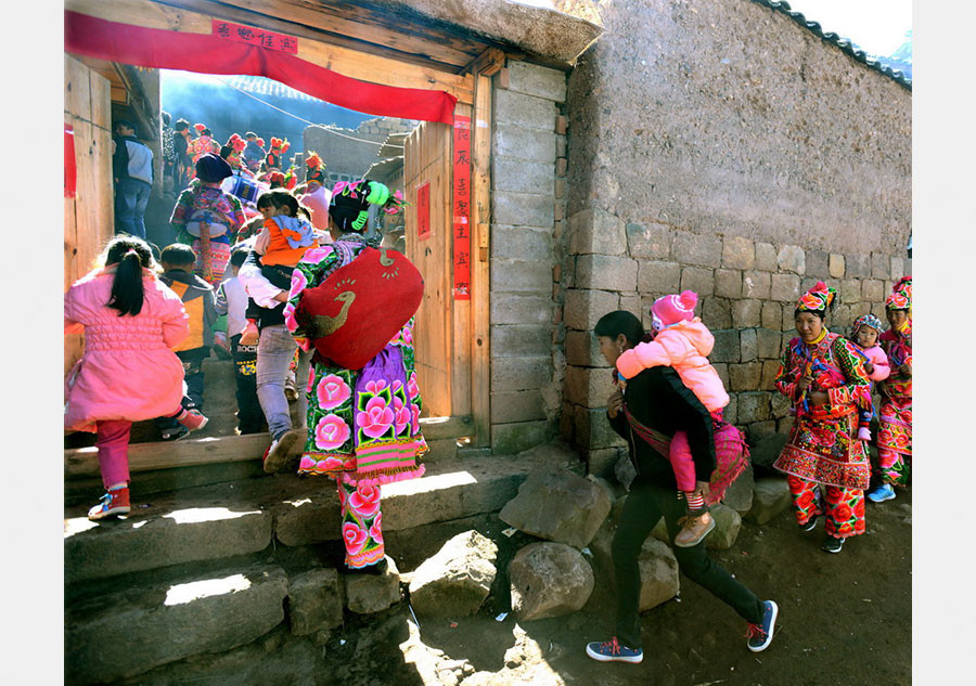 Photographic works on life of Chinese Yi ethnic group