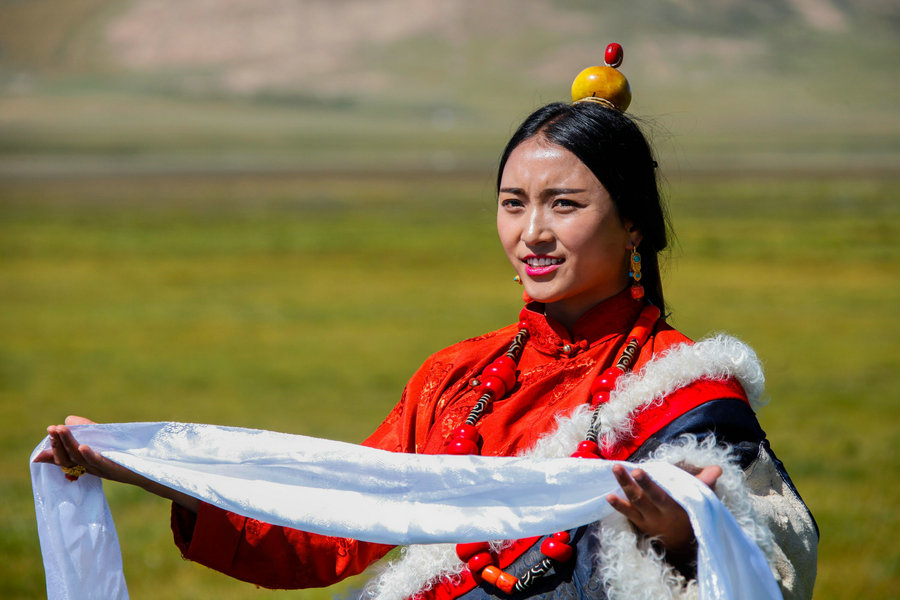 Kangba fashion: Beauty of Tibetan culture