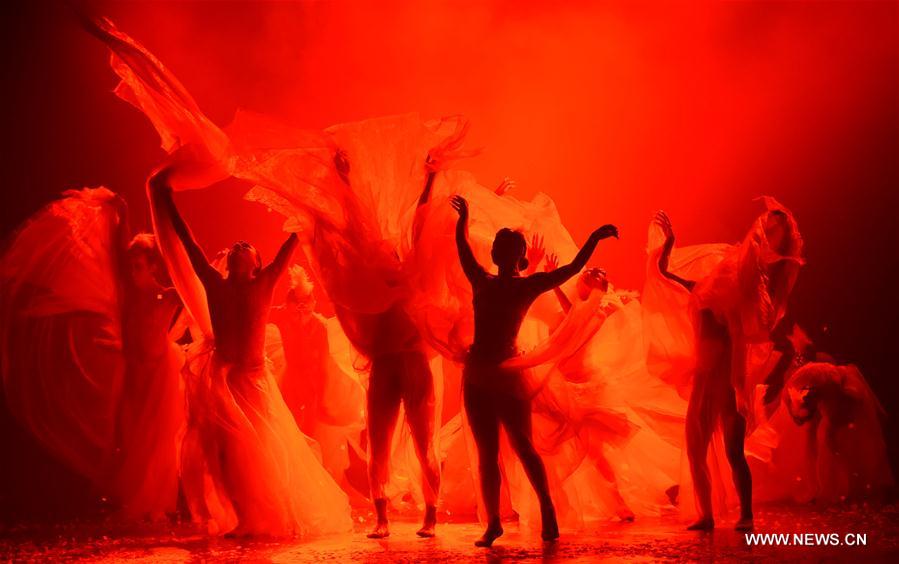 Yang Liping performs dance drama 'Peacock of Winter' in Kunming