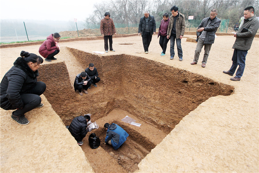 2,300-year-old ancient tomb discovered in C China's Hubei