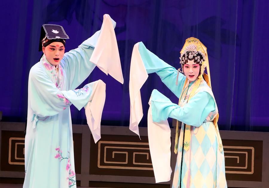 Troupers perform in HK to promote Kunqu Opera