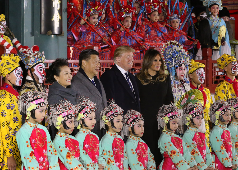 Presidential couples spend day at Palace Museum