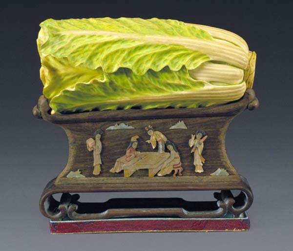 Chinese cabbage-themed relics from Palace Museum's collection