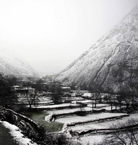 云南迪慶人工降雪初步緩解旱情