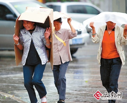 云南大部出現(xiàn)降雨 人工春雨潤昆明 難解旱情