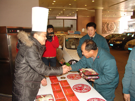 沈陽盛貿(mào)飯店：愛心午餐大派送