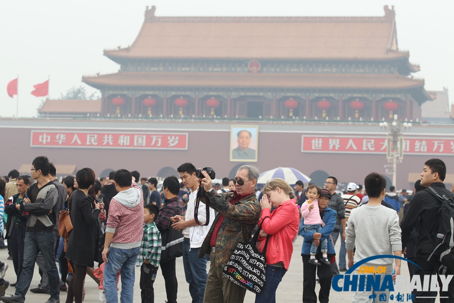 國(guó)慶前夕 天安門廣場(chǎng)靚景迎賓