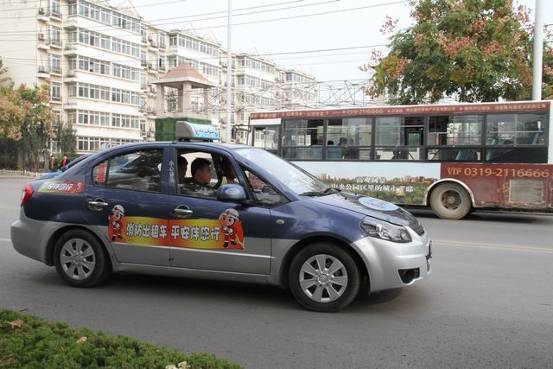 河北邢臺:“消防出租車”走遍牛城 傳遞消防安全正能量