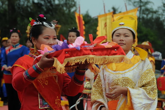 福建莆田：海峽兩岸萬(wàn)人海上祭媽祖