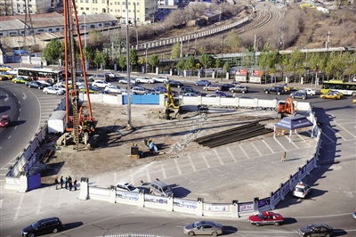 哈市霽虹橋轉盤要建啥?一面街地道橋在這兒開修