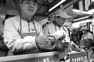 北大賣豬肉才子回京開店 號稱“中國最好屠夫”