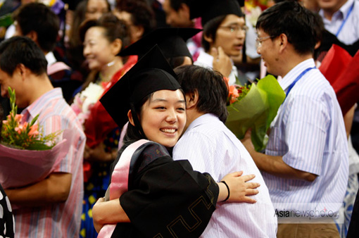 北京大學(xué)2012屆畢業(yè)典禮