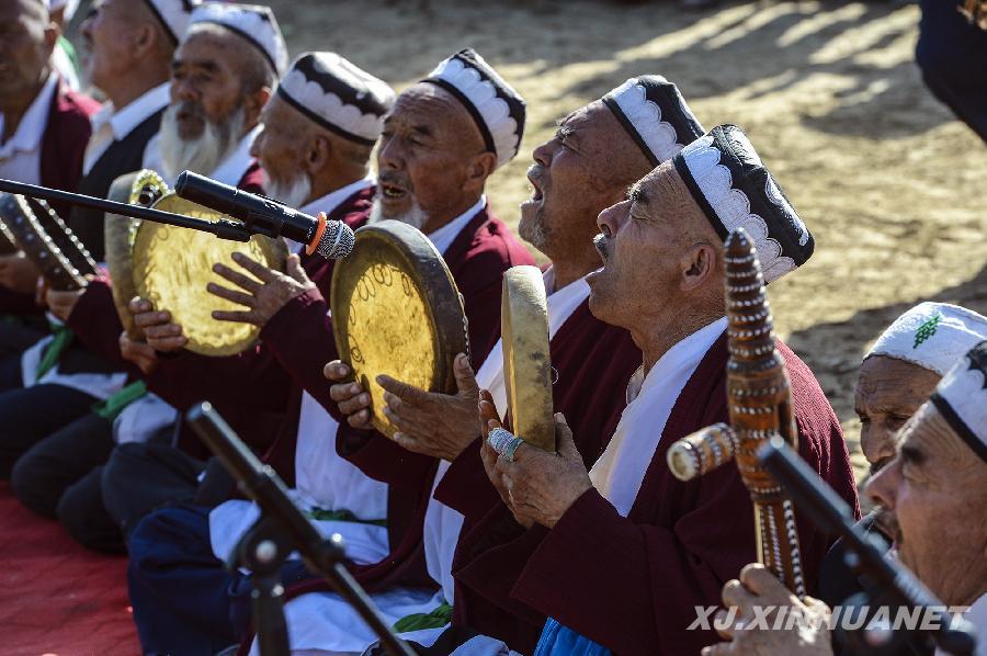 刀郎鄉(xiāng)里觀“刀郎”