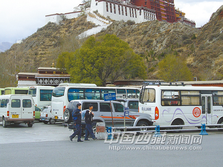 西藏旅游車輛7月1日前將全部安裝GPS定位系統(tǒng)