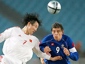 Sun jihai fights Serbia-Montenegro beats China 2-0 in soccer friendly