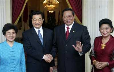 Hu on state visit to Indonesia