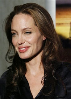 Jolie transformed by humanitarian work