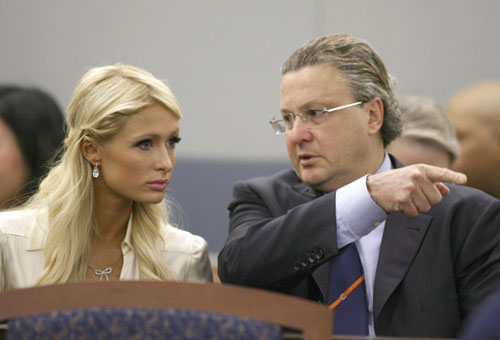 Paris Hilton admits cocaine possession