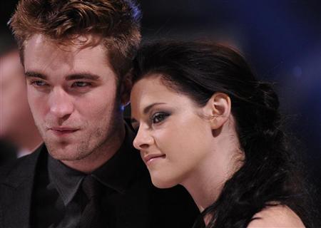 Stewart, Pattinson crowned top earning romantic film couple