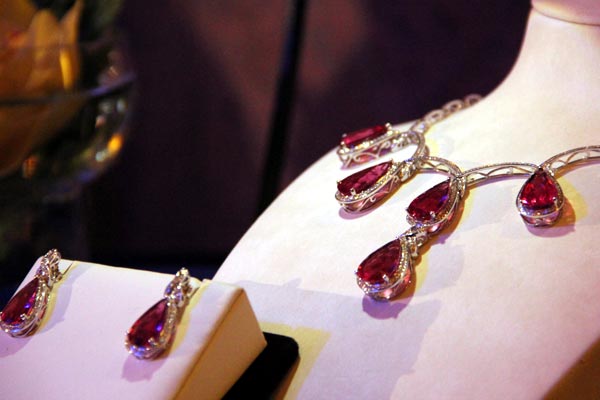 Jewelry contest celebrates Chinese design