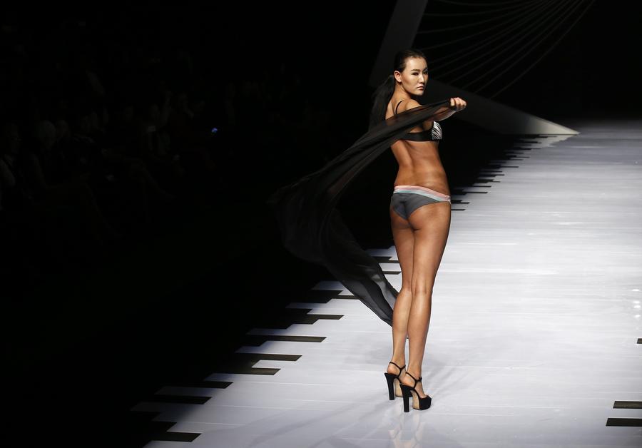 Swimming fashion trend show during China Fashion Week