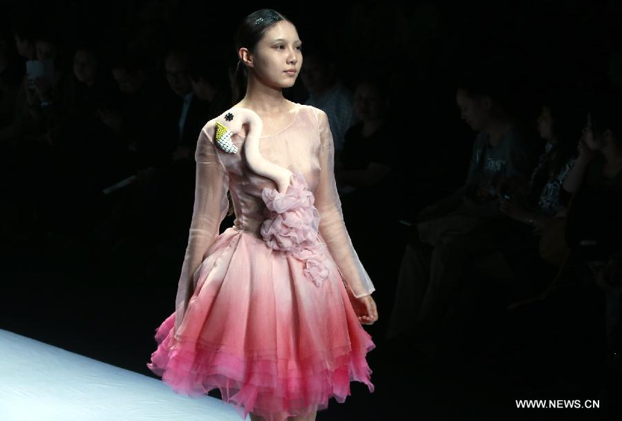 Highlights of China Graduate Fashion Week