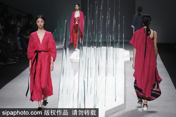 Designer Zhu Chongyun kicks off Shanghai Fashion Week